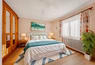 Neuer Preis! Vielseitiges Wohnhaus mit 5 Schlafzimmern, Kamin &amp; Potenzial für zwei Wohneinheiten