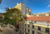 Zentrale Altbauwohnung in Biedermeierhaus nahe Rathaus und Parlament