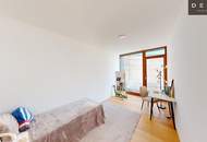 SEEVILLA IN ERSTER REIHE MIT WEITBLICK UND INFINITY-POOL