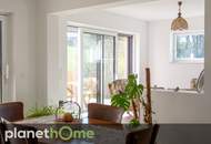 Attraktives Einfamilienhaus im Bauhaus-Stil auf einem großen, naturbelassenen Grundstück
