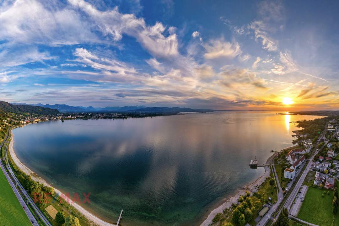 Der See als Nachbar - mit Sonnenuntergang zum Feierabend
