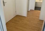 2-Zimmer-Wohnung inkl Küche, Balkon Außenfläche und Kellerabteil / RG17 Top 10