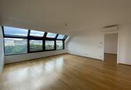 Wünderschöne 4-Zimmer Wohnung im Dachgeschoss