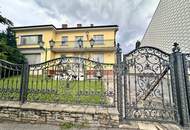 Traumhaftes Einfamilienhaus in Lassee: 9 Zimmer, Garten, Balkon und mehr!
