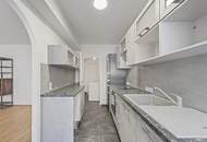 Modernisierte 2-Zimmerwohnung mit separater Küche