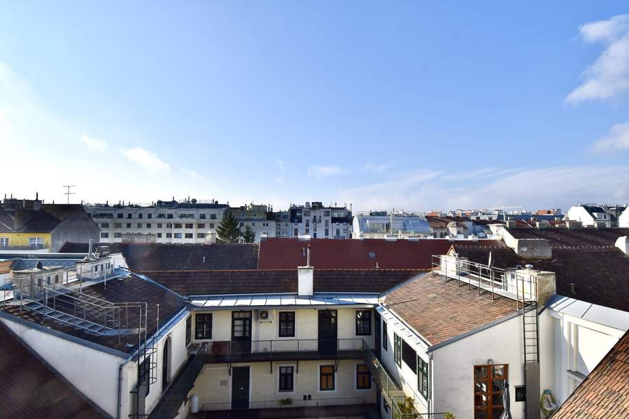 Weitblick, Ruhe &amp; zentrale Lage – Sonnige Altbauwohnung mit Balkon, Wohnung-kauf, 689.000,€, 1040 Wien 4., Wieden