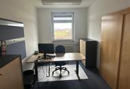 "Großzügige Lagerhalle!"