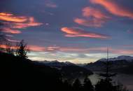 Lage! Lage! Lage! Exkl. Liegenschaft Villa im Alpenstil. Alleinlage unverbaubarer Seeblick