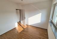 Tolle neuwertige, heizkostensparende 3 Zimmerwohnung mit Küche und Loggia in zentraler Kleinmünchner Lage!