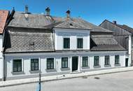 Wohnhaus mit uneinsehbarem großen Garten im Zentrum von Kilb