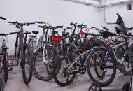 Sonnige 4 Zi Gartenwohnung in Ruhelage (S-Bahn Liesing Nähe) mit Garage