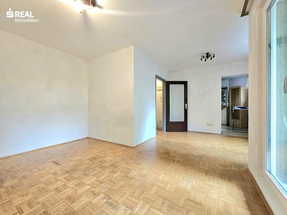 Ruhige 1-Zimmer Loggiawohnung mit Garage