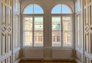 Prachtvolles Altbaubüro mit Blick auf die Oper