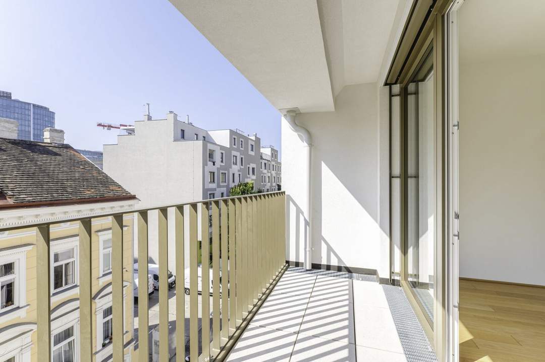 Erstbezug! 2-Zimmer-Loggiawohnung mit Stellplatz zu vermieten!