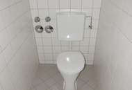 PROVISIONSFREIE, TRAUMHAFTE, SEHR GEPFLEGTE 2-ZIMMER-BALKONWOHNUNG IN TOPLAGE IM ZENTRUM