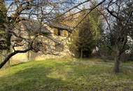 Attraktives Baugrundstück mit sanierungsbedürftigem Haus – Perfekt für Bauträger