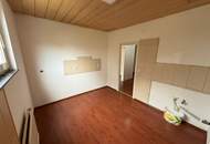 3 Zimmer Wohnung plus Loggia und Lift