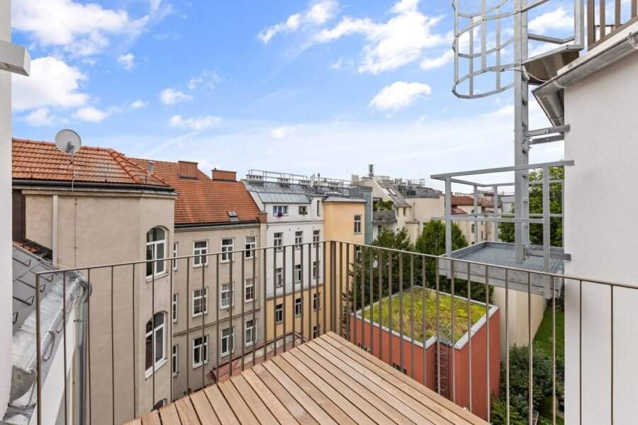 ERSTBEZUG ! Exklusives 77 m²Dachwohnung in generalsanierten, historischem Gebäude (Top 20), Wohnung-kauf, 647.000,€, 1150 Wien 15., Rudolfsheim-Fünfhaus