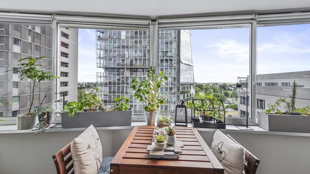 TRAUMLAGE beim Kaiserwasser mit U1-Nähe! Wohnung mit Loggia im 7. OG mit WEITBLICK!