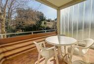 Charmante Wohnung nahe Lendkanal mit Potential, Loggia und eigenem Parkplatz