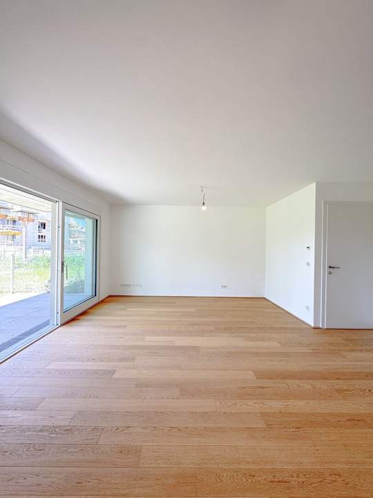 Helle 121 m² Eigentumswohnung – Erstbezug mit Garten, Balkon & Terrasse
