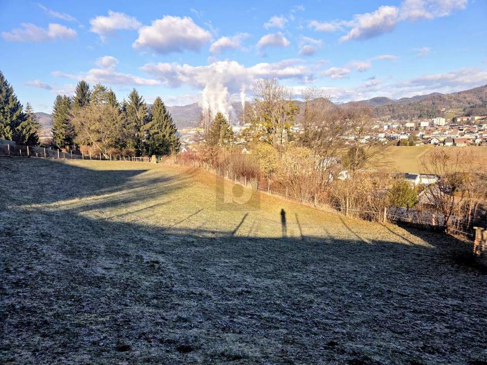 TRAUMLAGE MIT UNVERGLEICHLICHER AUSSICHT