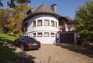 Einzigartiges Haus in Südlage mit unverbaubarem Fernblick auf leichter Hanglage