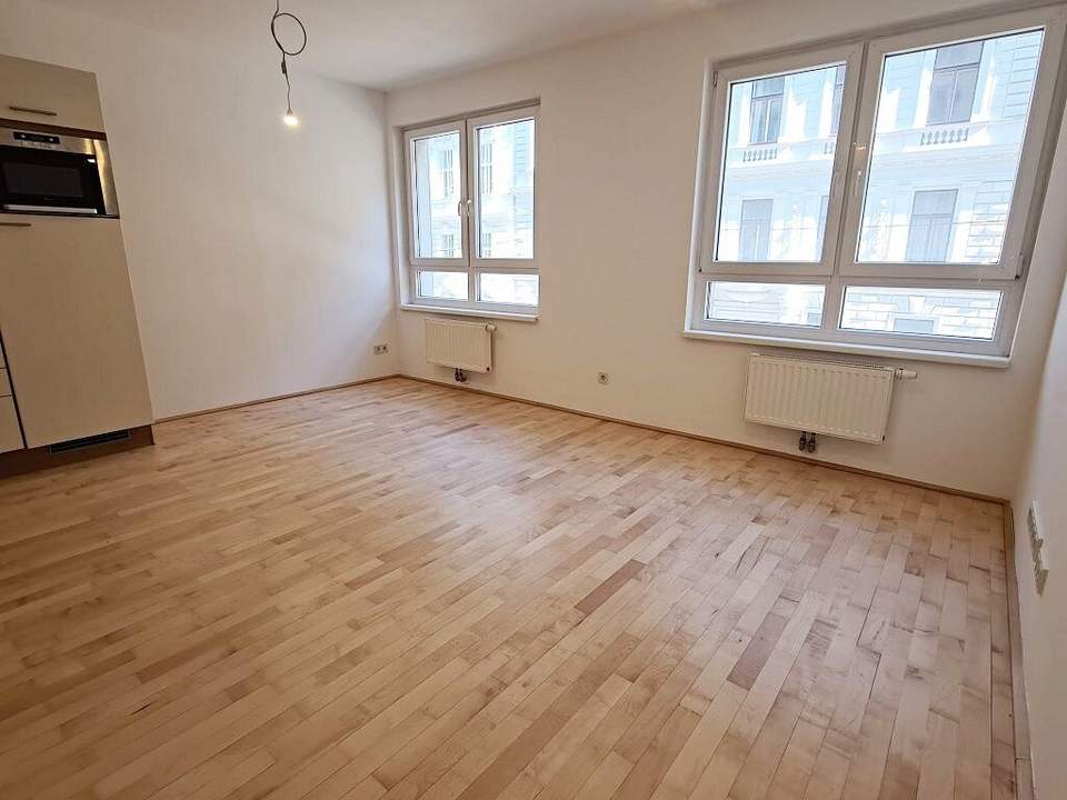 HÖRLGASSE BEIM SCHLICKPLATZ, gepflegte 45 m2 Neubau, 2 Zimmer, Komplettküche, Duschbad, Parketten, 2. Liftstock