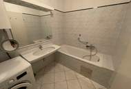 Zentral gelegene 2 - Zimmerwohnung mit Loggia nahe MUMUTH und Stadtpark