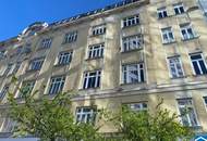 Stylish period apartment filled with light in a central location!