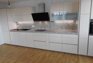 WOHNUNG IN TOPAUSSTATTUNG MIT BALKON UND GARAGE