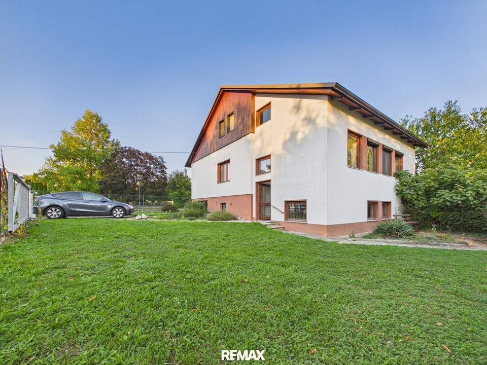 Einfamilienhaus mit ca. 170 m² Wohnfläche, 1.883 m² Grund &amp; zusätzlichem Bauplatzpotenzial