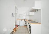Geräumiges 5-Zimmer Altbau Büro in Toplage