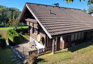 Idyllisches Holzblockhaus in Naturrandlage