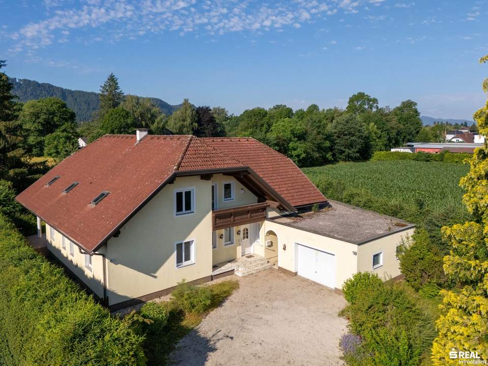 Großzügiges Ein/Zweifamilienhaus mit Potential in Ebenthal: Garten, Terrasse &amp; Garage inklusive!