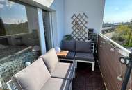 Lichtdurchflutete Dachgeschoßwohnung ohne Dachschrägen!!!