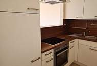 INNSTRASSE, FERNBLICK, unbefristete 97 m2 Dachgeschoß-Maisonette mit Loggia, 2 Zimmer, Komplettküche, Wannenbad, Parketten, gefördert