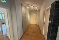 4 Zimmer mit perfekter Raumaufteilung! Gutes Preis-Leistungs-Verhältnis in direkter U Bahn Nähe! Neubau-Wohnung - gebraucht - U Bahn nur 350m entfernt! Für Eigennutzer und Anleger!