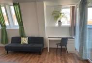 Neubau-Apartment mit Loggia in repräsentativen Gründerzeithaus