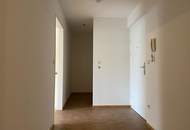 BETREUBARES WOHNEN: Schöne Gartenwohnung mit Terrasse und Tiefgaragenplatz!