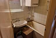 "KLEINES HAUS MIT GROSSEM POTENTIAL - IHRE CHANCE IN HOLLABRUNN!"