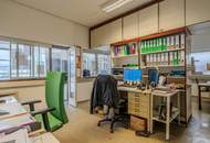 Autohaus mit Werkstatt und befestigten Ausstellungsflächen in Langenwang