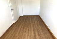 Hier wartet Ihr neues Zuhause in Steyr-Münichholz: großzügige 3-Zimmerwohnung mit heller Essküche, gemütlichen Wohnräumen, Badewanne und perfekter Infrastruktur – jetzt einziehen und wohlfühlen!