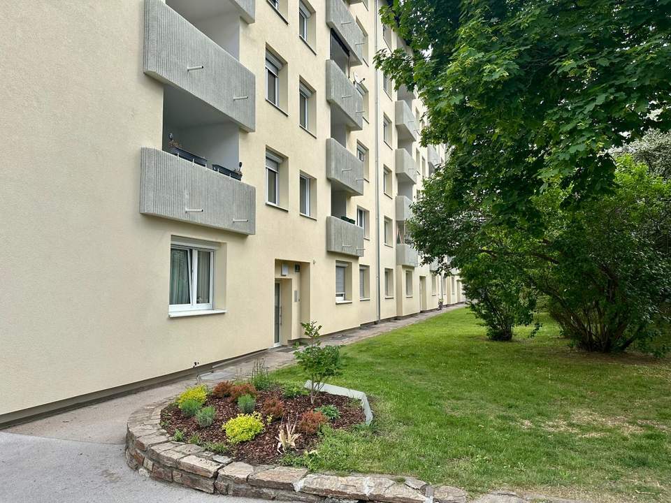 Helle, ruhige 4-Zimmer-Wohnung in Jakomini