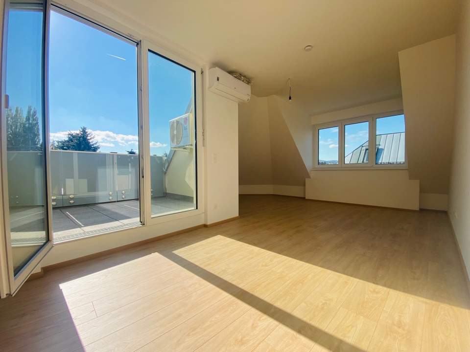 KETZERGASSE ++ DREI Zimmer mit TERRASSE im DG