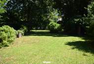 Wohnhaus mit uneinsehbarem großen Garten im Zentrum von Kilb