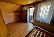 ***OPEN HOUSE Freitag, 29. Mai 2026 von 13 - 15 Uhr*** Sanierungsbedürftiges Einfamilienhaus mit Werkstatt und Carport