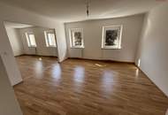5 Zimmer und 5 Gründe um einzuziehen: frisch saniert, sofort bezugsbereit, familienfreundlich, praktisch geschnitten &amp; mitten im grünen Herzen von Steyr Münichholz! Dieser Familienwohntraum lässt keine Wünsche offen!
