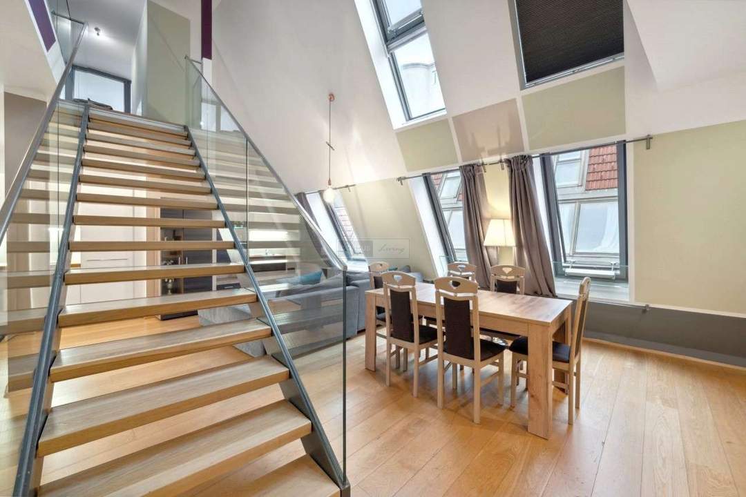 Ruhige 4-Zimmer-Dachterrassen-Maisonette - VIDEO verfügbar !