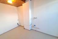 NEUER PREIS - Zinshaus mit 6 Wohneinheiten! 3 Wohnungen VERMIETET / 3 FREI und SANIERT